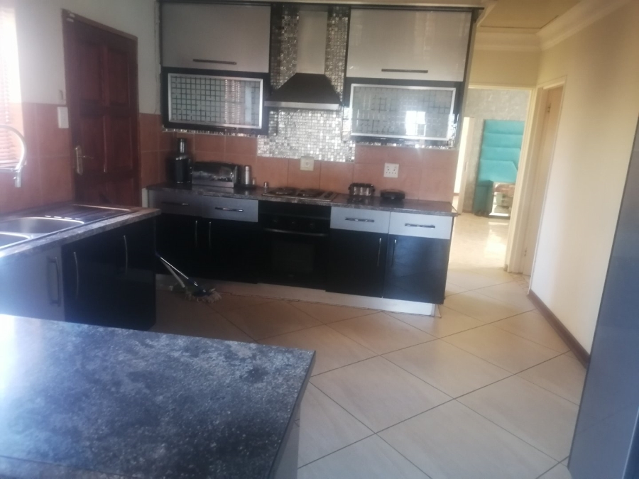3 Bedroom Property for Sale in Vista Park Free State